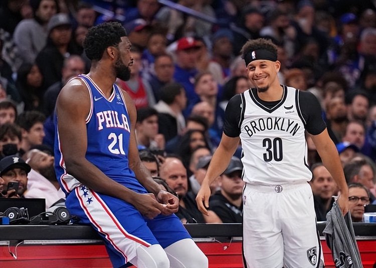 观众席上的 观众席上的